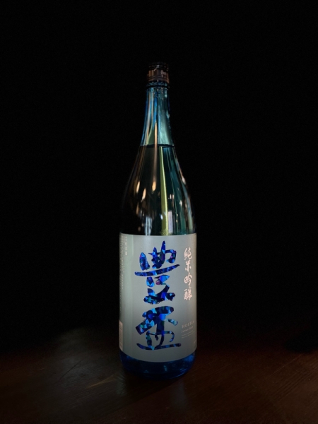 『豊盃』純米吟醸「夏ブルー」／青森