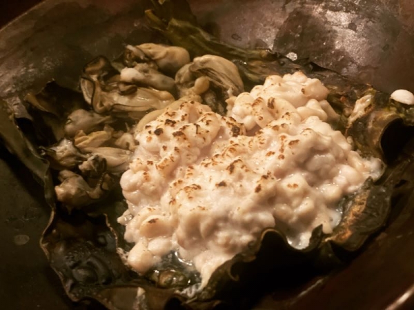 牡蠣の陶板焼き
